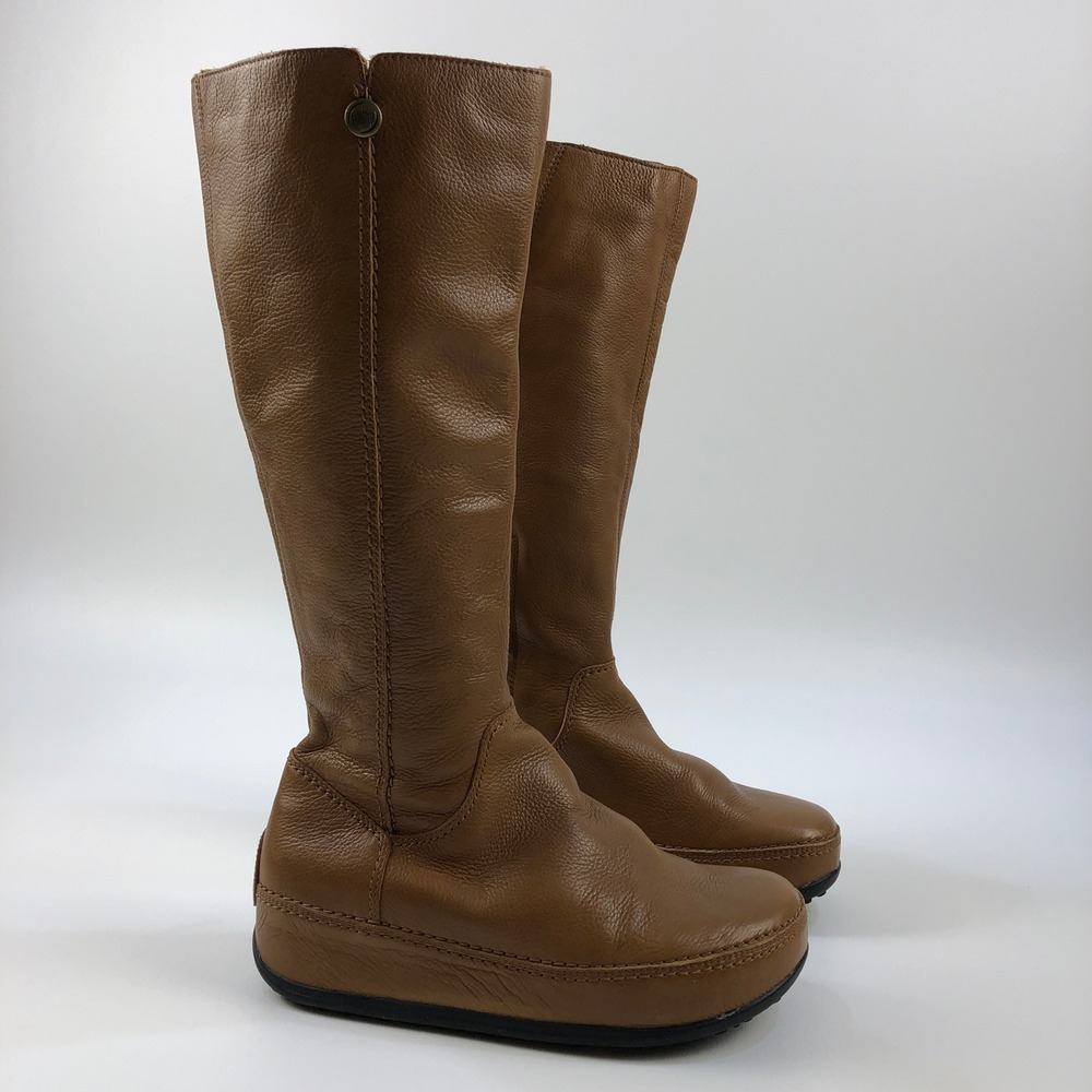 FitFlop SuperBoot Leather Women 7 Tan Brown Tall Knee High Comfort Side Zip EUC